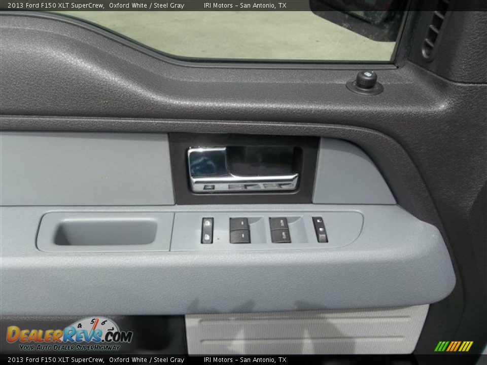 2013 Ford F150 XLT SuperCrew Oxford White / Steel Gray Photo #21