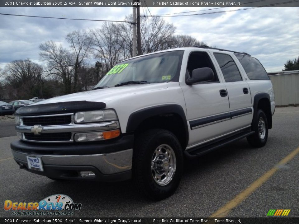 2001 Chevrolet Suburban 2500 LS 4x4 Summit White / Light Gray/Neutral Photo #1