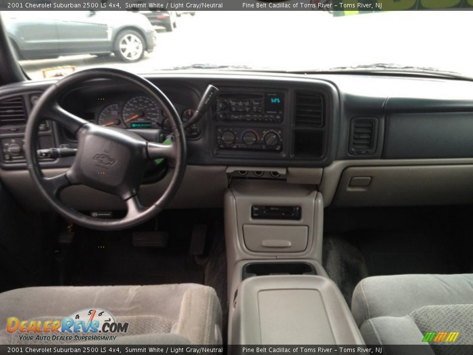 2001 Chevrolet Suburban 2500 LS 4x4 Summit White / Light Gray/Neutral Photo #9