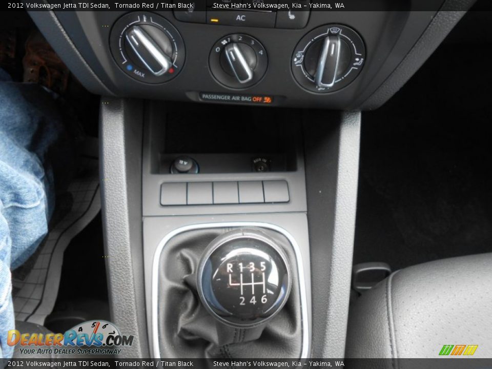 2012 Volkswagen Jetta TDI Sedan Tornado Red / Titan Black Photo #16