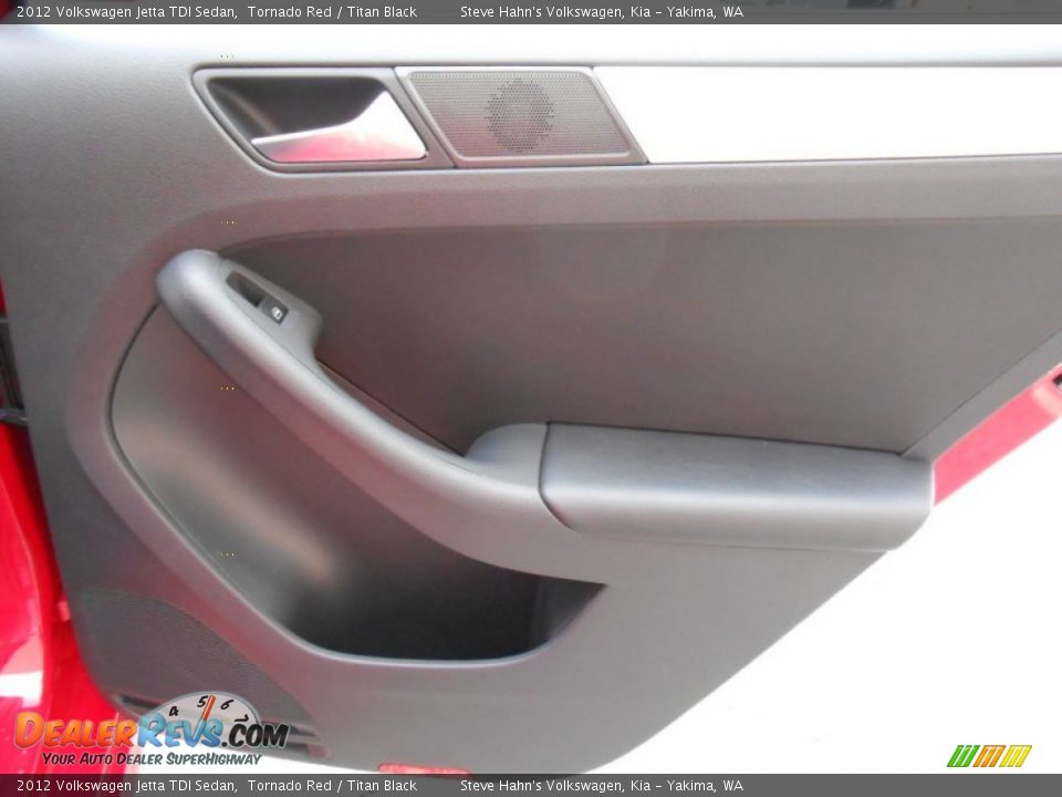 2012 Volkswagen Jetta TDI Sedan Tornado Red / Titan Black Photo #26