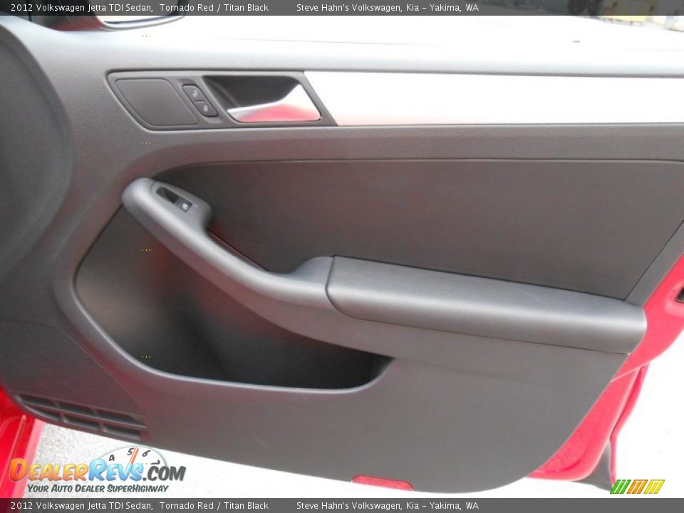 2012 Volkswagen Jetta TDI Sedan Tornado Red / Titan Black Photo #27
