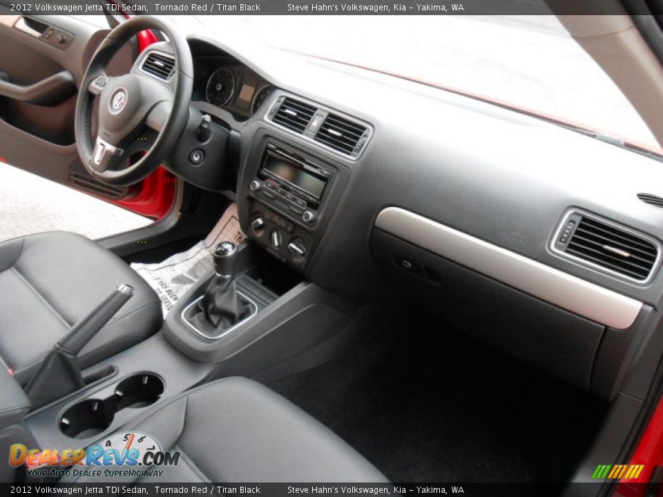 2012 Volkswagen Jetta TDI Sedan Tornado Red / Titan Black Photo #28