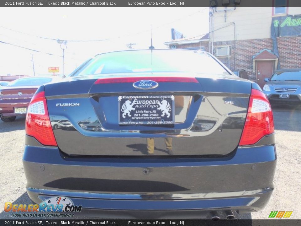2011 Ford Fusion SE Tuxedo Black Metallic / Charcoal Black Photo #5
