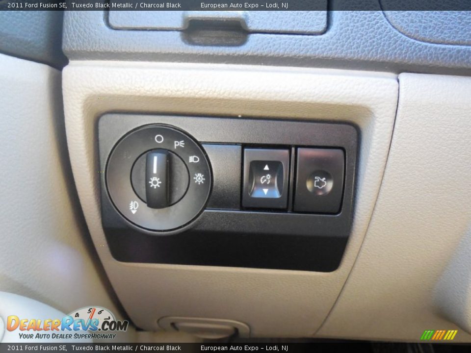 2011 Ford Fusion SE Tuxedo Black Metallic / Charcoal Black Photo #14