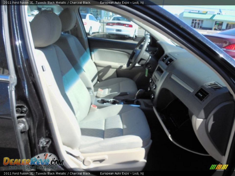2011 Ford Fusion SE Tuxedo Black Metallic / Charcoal Black Photo #19