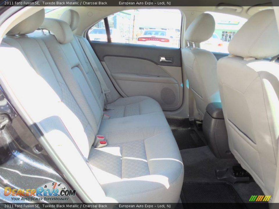 2011 Ford Fusion SE Tuxedo Black Metallic / Charcoal Black Photo #22