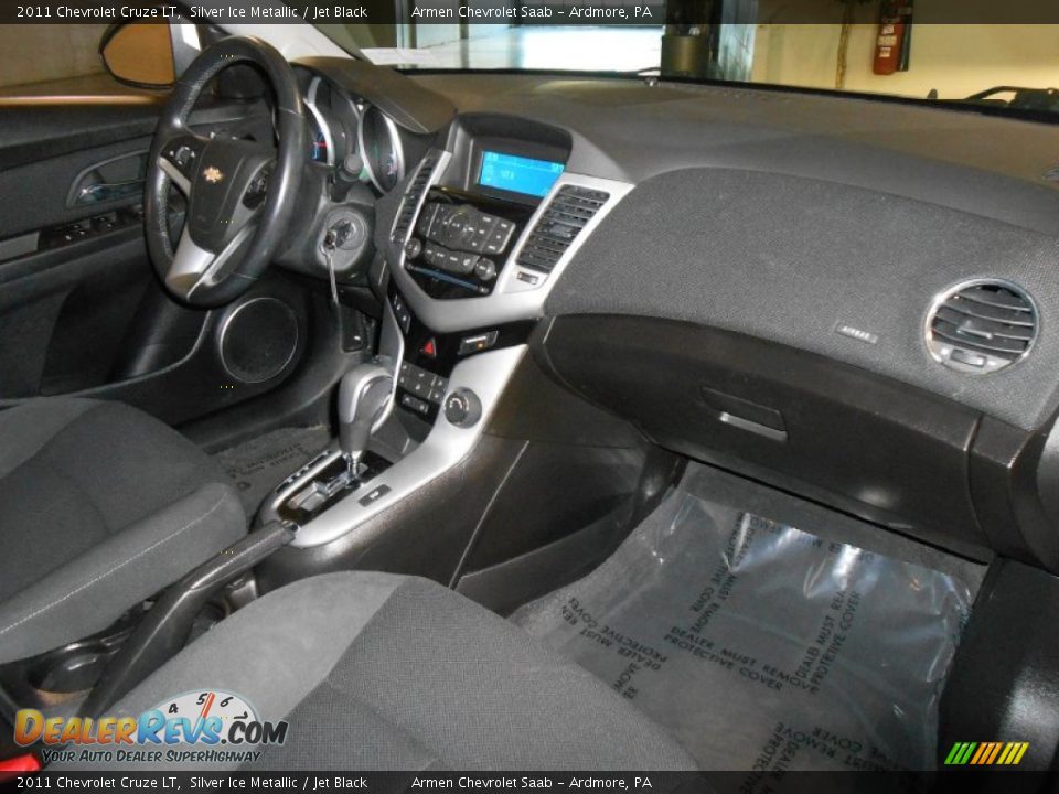 2011 Chevrolet Cruze LT Silver Ice Metallic / Jet Black Photo #12