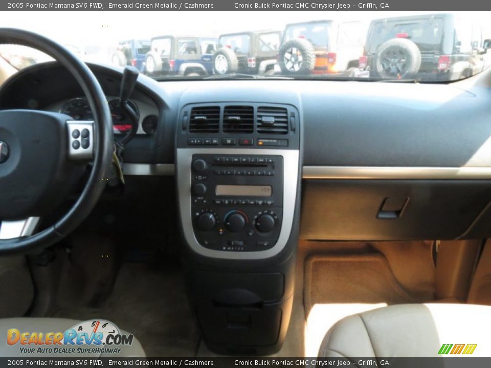 2005 Pontiac Montana SV6 FWD Emerald Green Metallic / Cashmere Photo #19