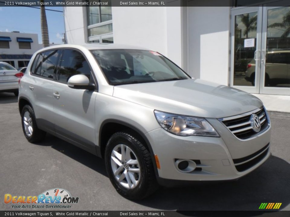 2011 Volkswagen Tiguan S White Gold Metallic / Charcoal Photo #7