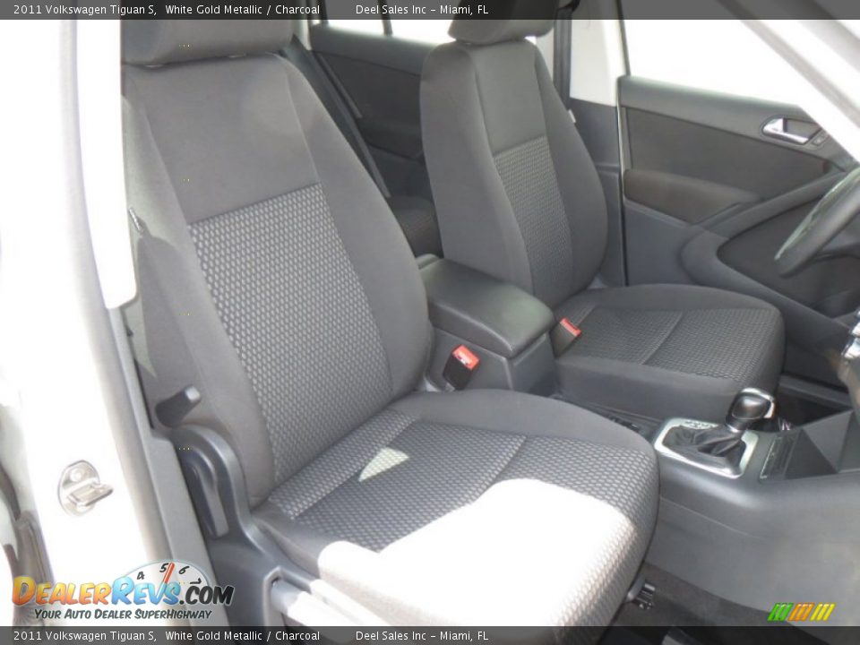 2011 Volkswagen Tiguan S White Gold Metallic / Charcoal Photo #10