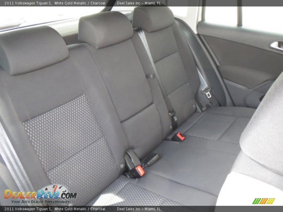 2011 Volkswagen Tiguan S White Gold Metallic / Charcoal Photo #11