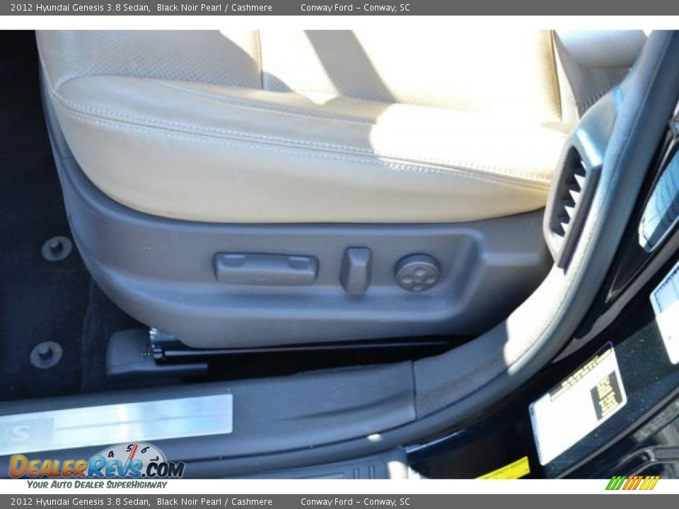 2012 Hyundai Genesis 3.8 Sedan Black Noir Pearl / Cashmere Photo #23