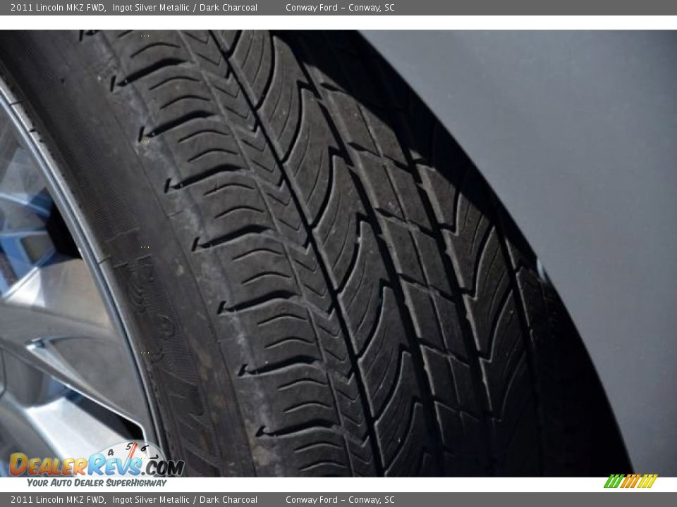 2011 Lincoln MKZ FWD Ingot Silver Metallic / Dark Charcoal Photo #10