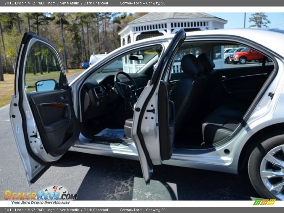 2011 Lincoln MKZ FWD Ingot Silver Metallic / Dark Charcoal Photo #11