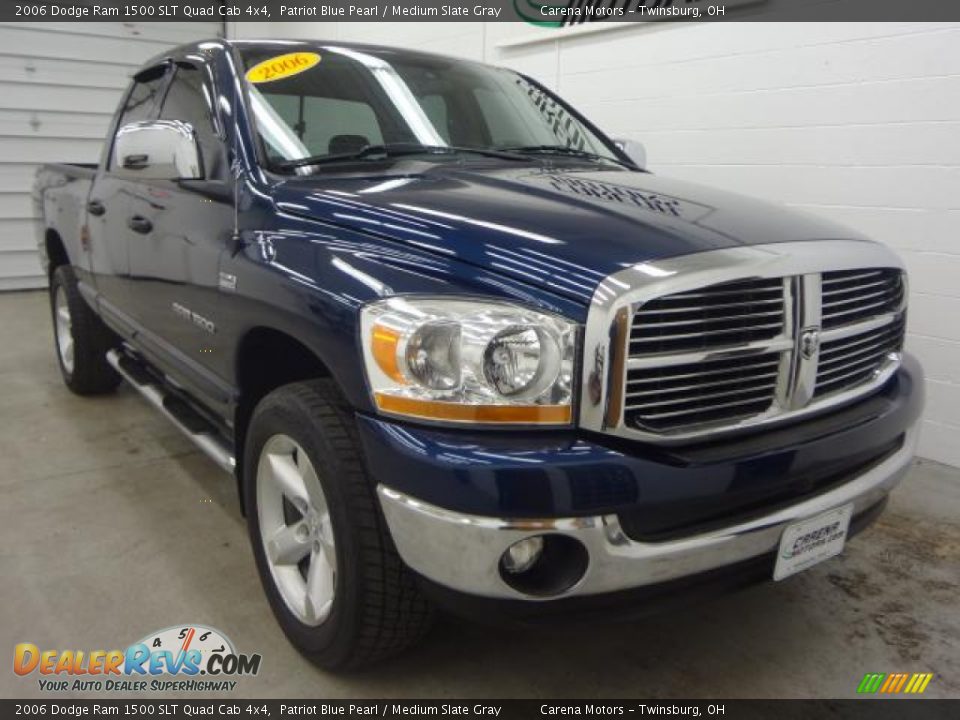 2006 Dodge Ram 1500 SLT Quad Cab 4x4 Patriot Blue Pearl / Medium Slate Gray Photo #2