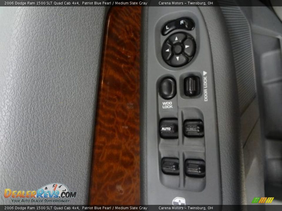2006 Dodge Ram 1500 SLT Quad Cab 4x4 Patriot Blue Pearl / Medium Slate Gray Photo #27