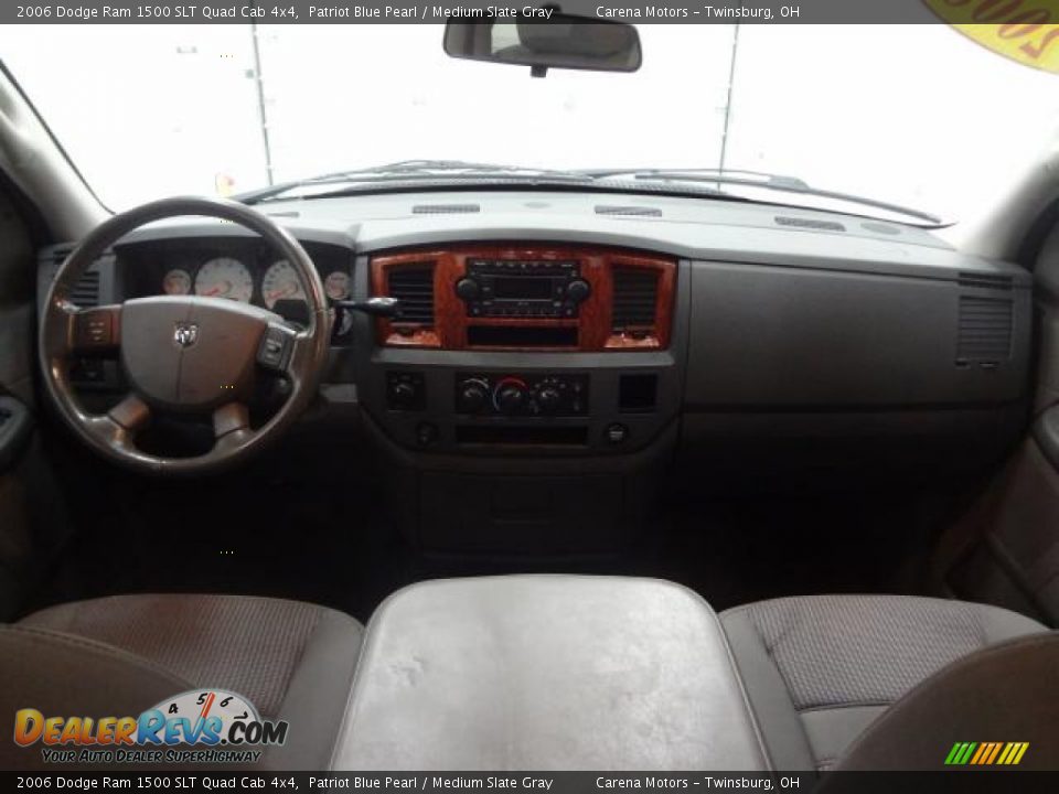 2006 Dodge Ram 1500 SLT Quad Cab 4x4 Patriot Blue Pearl / Medium Slate Gray Photo #33