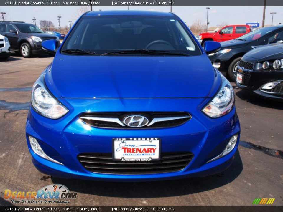 2013 Hyundai Accent SE 5 Door Marathon Blue / Black Photo #8