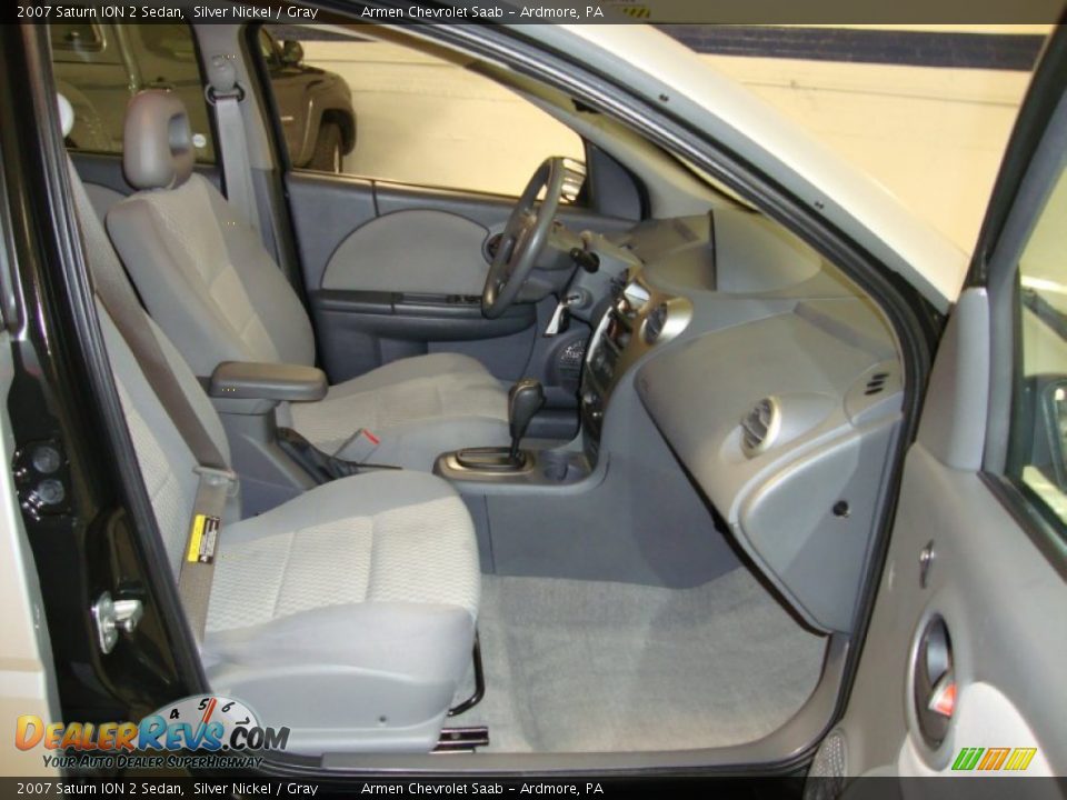 2007 Saturn ION 2 Sedan Silver Nickel / Gray Photo #18