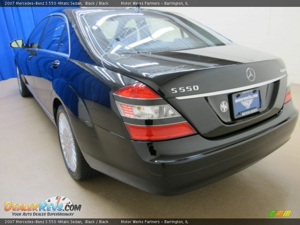 2007 Mercedes-Benz S 550 4Matic Sedan Black / Black Photo #6