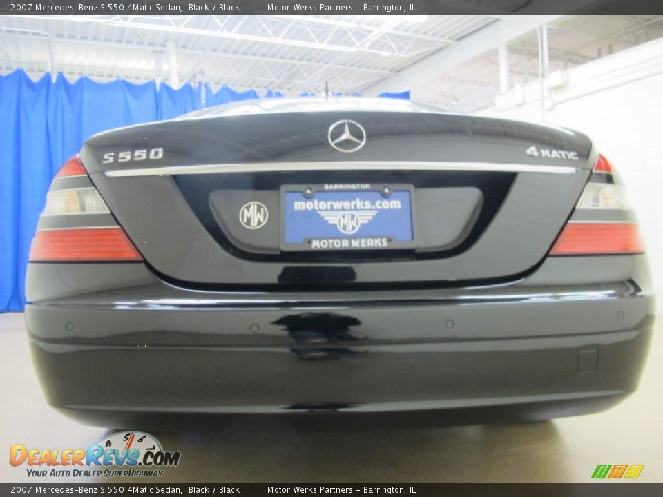 2007 Mercedes-Benz S 550 4Matic Sedan Black / Black Photo #8