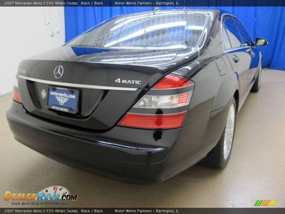2007 Mercedes-Benz S 550 4Matic Sedan Black / Black Photo #9