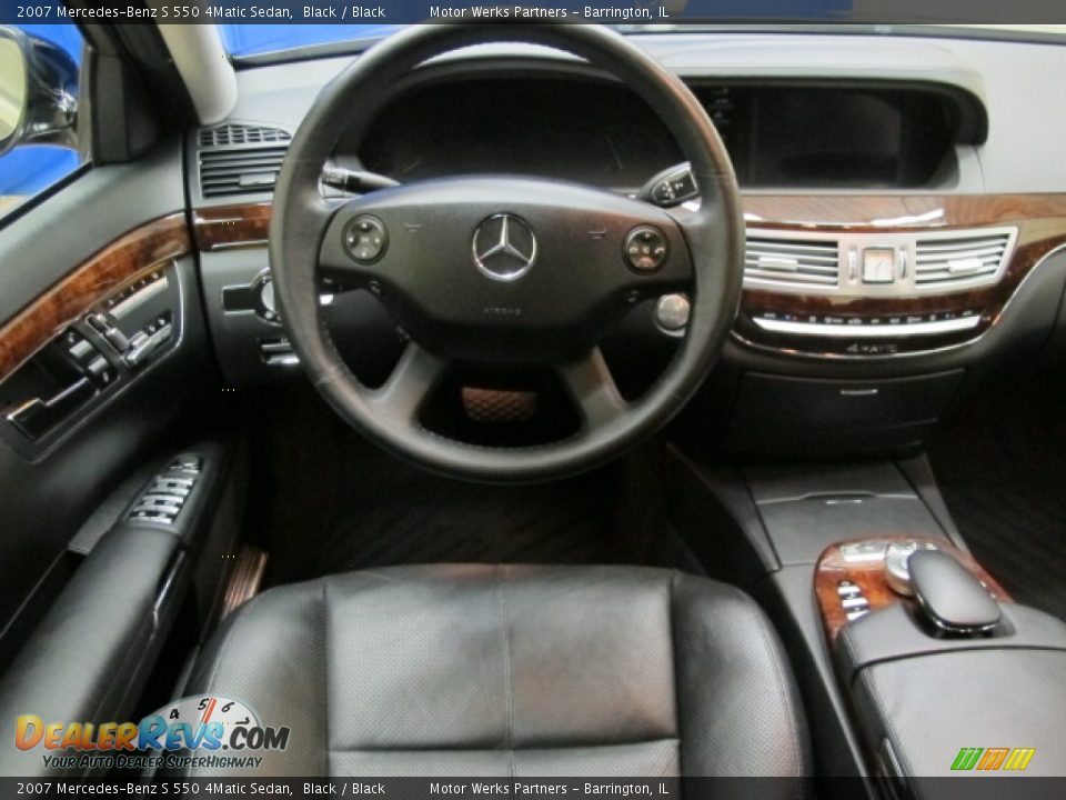 2007 Mercedes-Benz S 550 4Matic Sedan Black / Black Photo #24