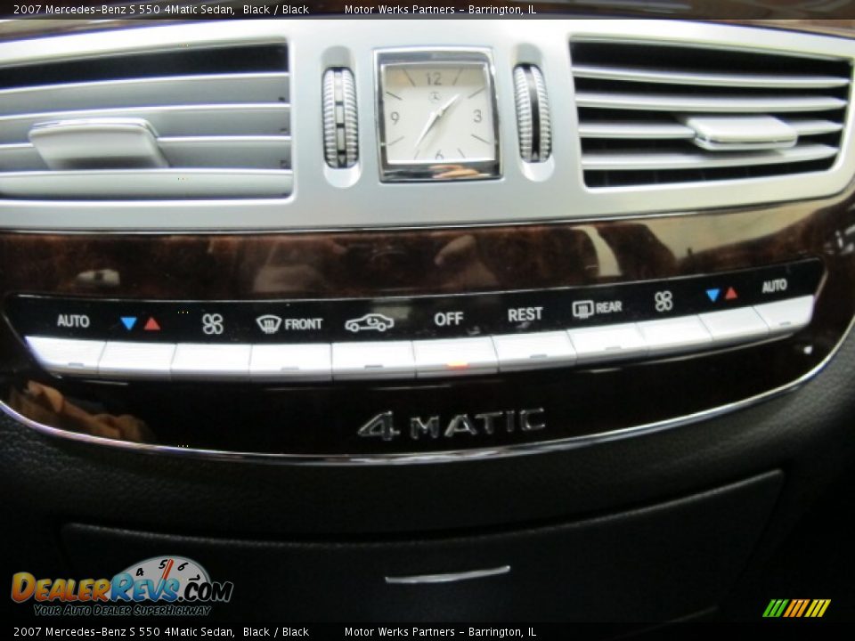 2007 Mercedes-Benz S 550 4Matic Sedan Black / Black Photo #30