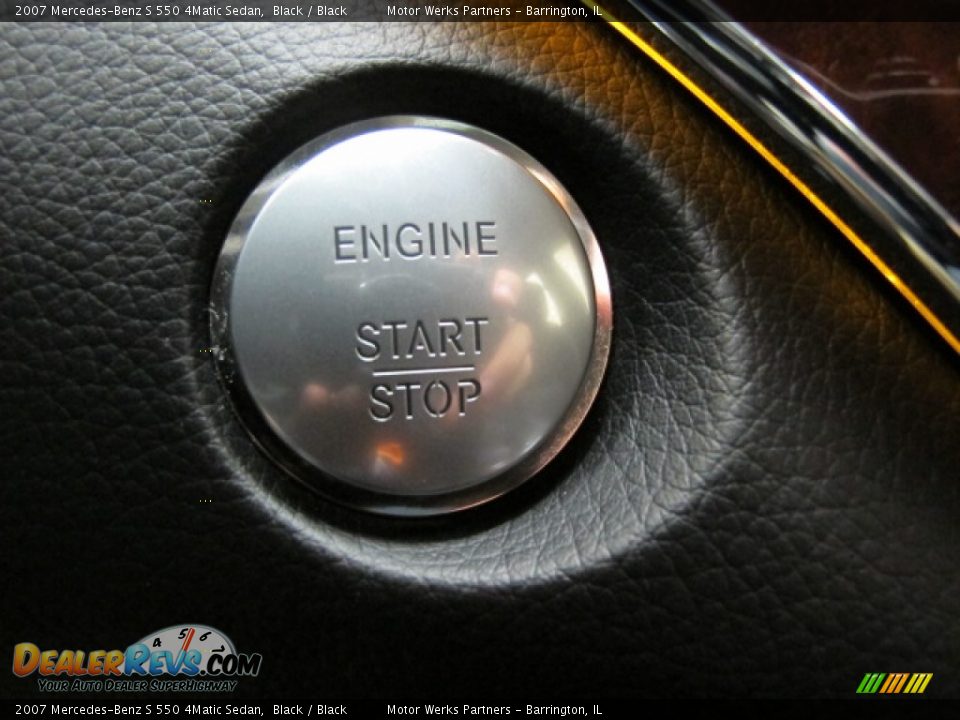 2007 Mercedes-Benz S 550 4Matic Sedan Black / Black Photo #33