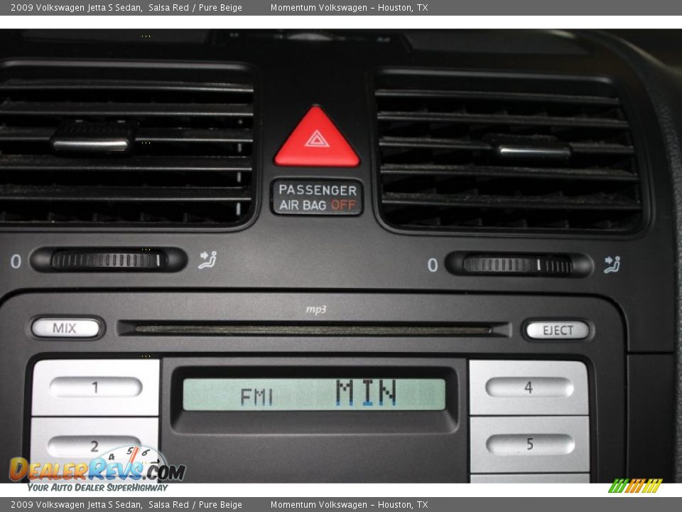 2009 Volkswagen Jetta S Sedan Salsa Red / Pure Beige Photo #16