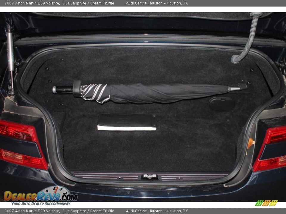 2007 Aston Martin DB9 Volante Trunk Photo #25