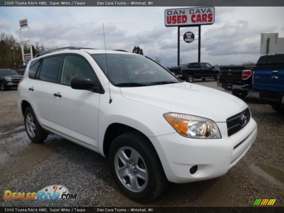 2006 Toyota RAV4 4WD Super White / Taupe Photo #1