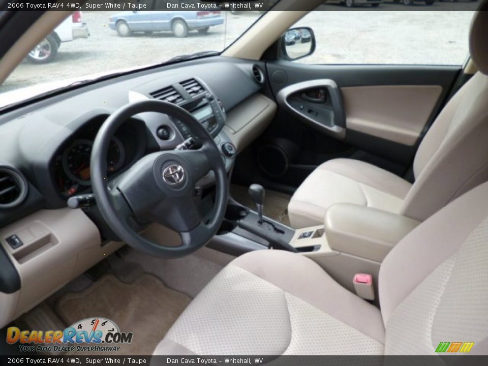 2006 Toyota RAV4 4WD Super White / Taupe Photo #12