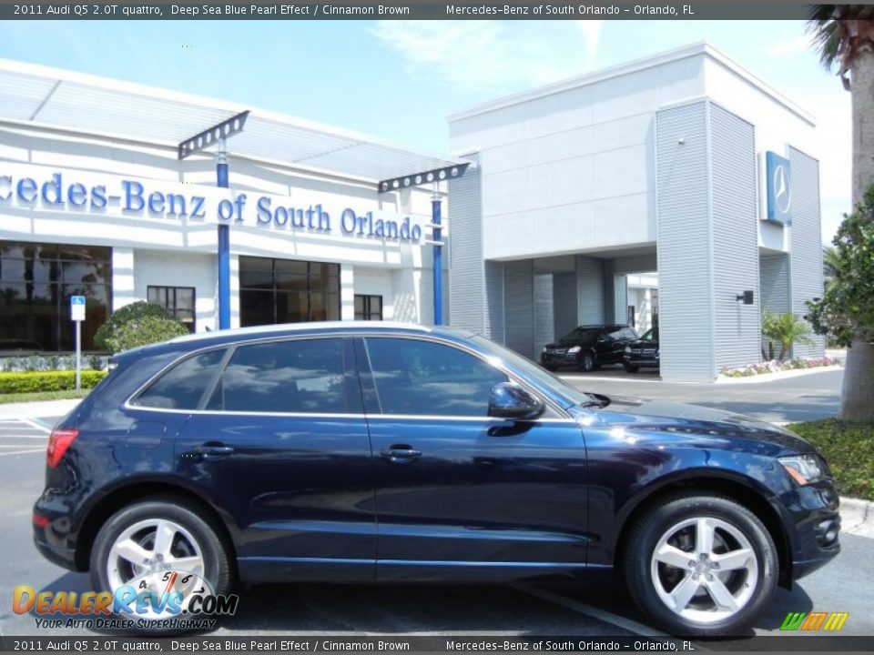 2011 Audi Q5 2.0T quattro Deep Sea Blue Pearl Effect / Cinnamon Brown Photo #8
