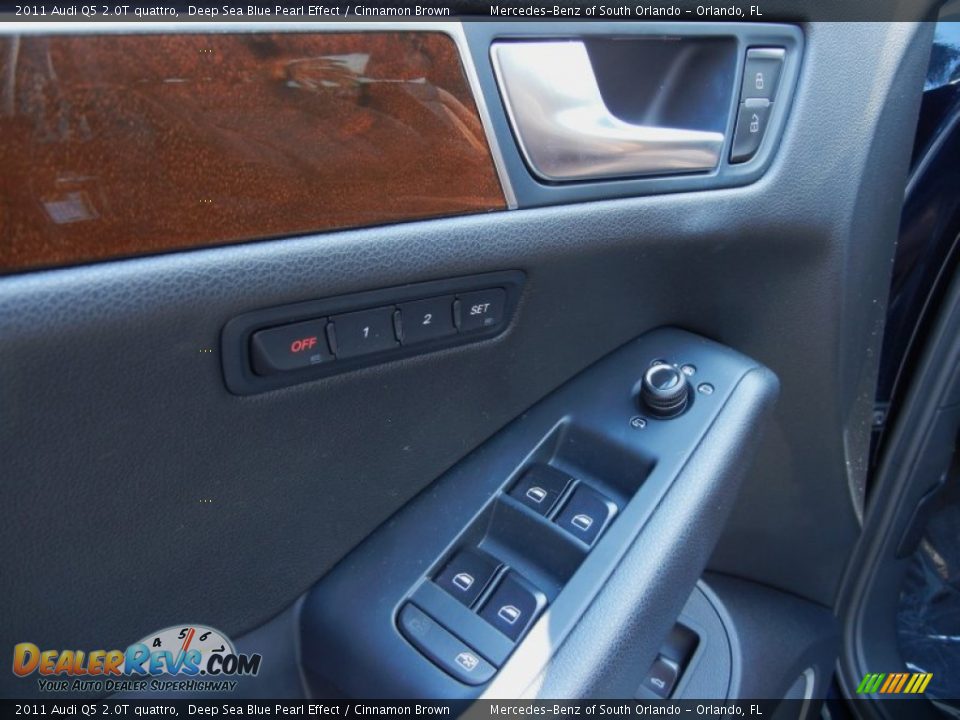 2011 Audi Q5 2.0T quattro Deep Sea Blue Pearl Effect / Cinnamon Brown Photo #14