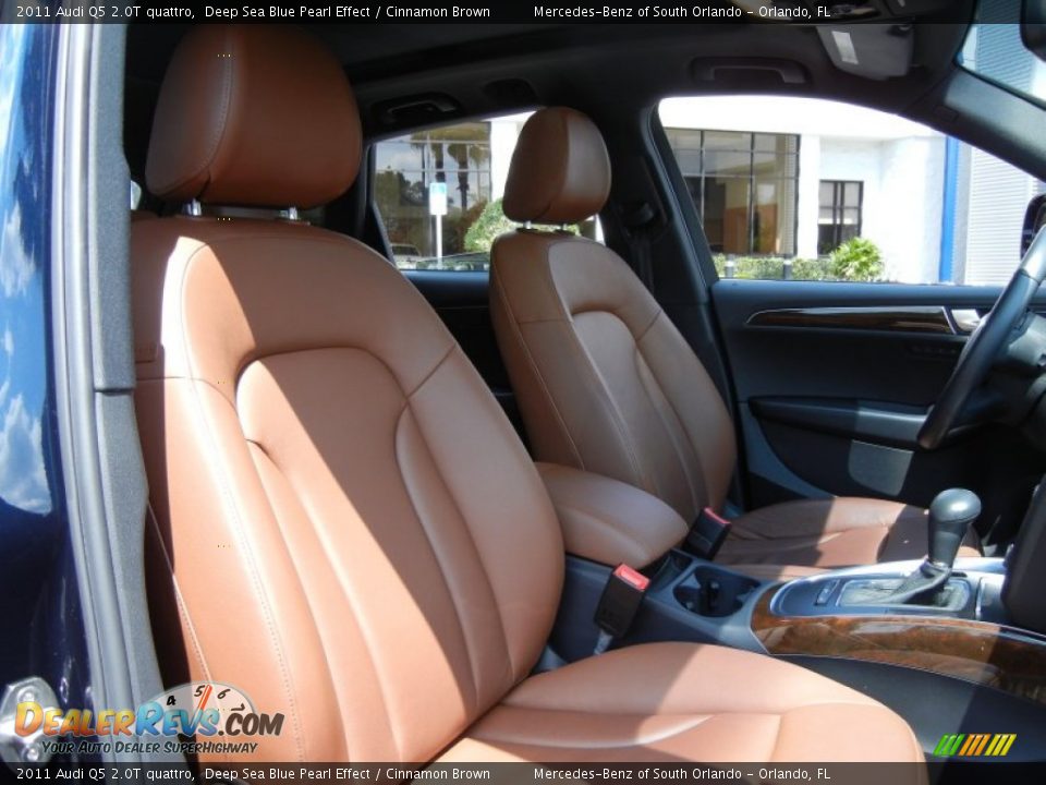 2011 Audi Q5 2.0T quattro Deep Sea Blue Pearl Effect / Cinnamon Brown Photo #18