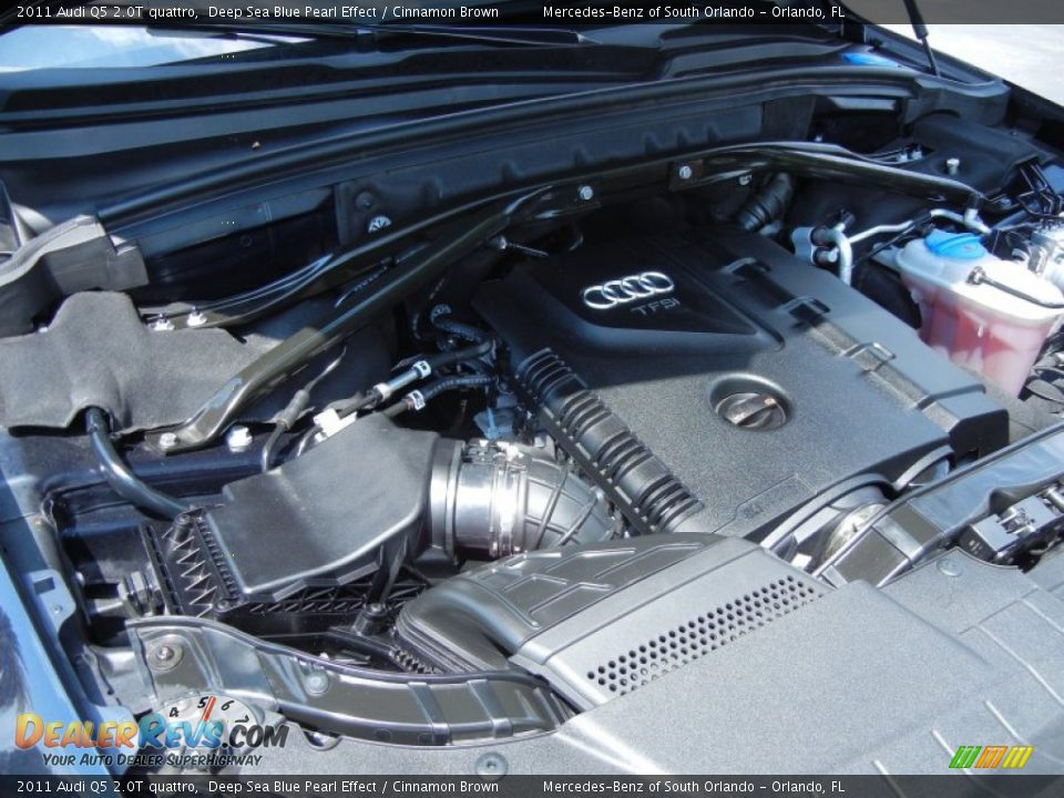 2011 Audi Q5 2.0T quattro Deep Sea Blue Pearl Effect / Cinnamon Brown Photo #29