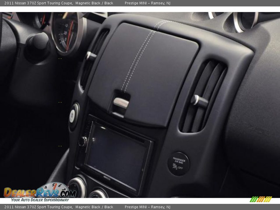 2011 Nissan 370Z Sport Touring Coupe Magnetic Black / Black Photo #10
