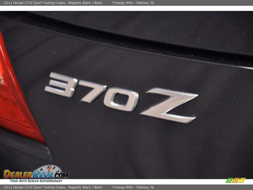 2011 Nissan 370Z Sport Touring Coupe Magnetic Black / Black Photo #16