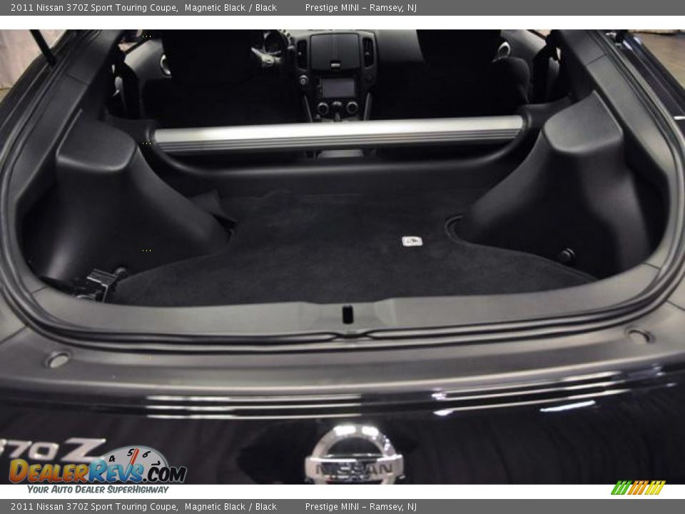 2011 Nissan 370Z Sport Touring Coupe Magnetic Black / Black Photo #17