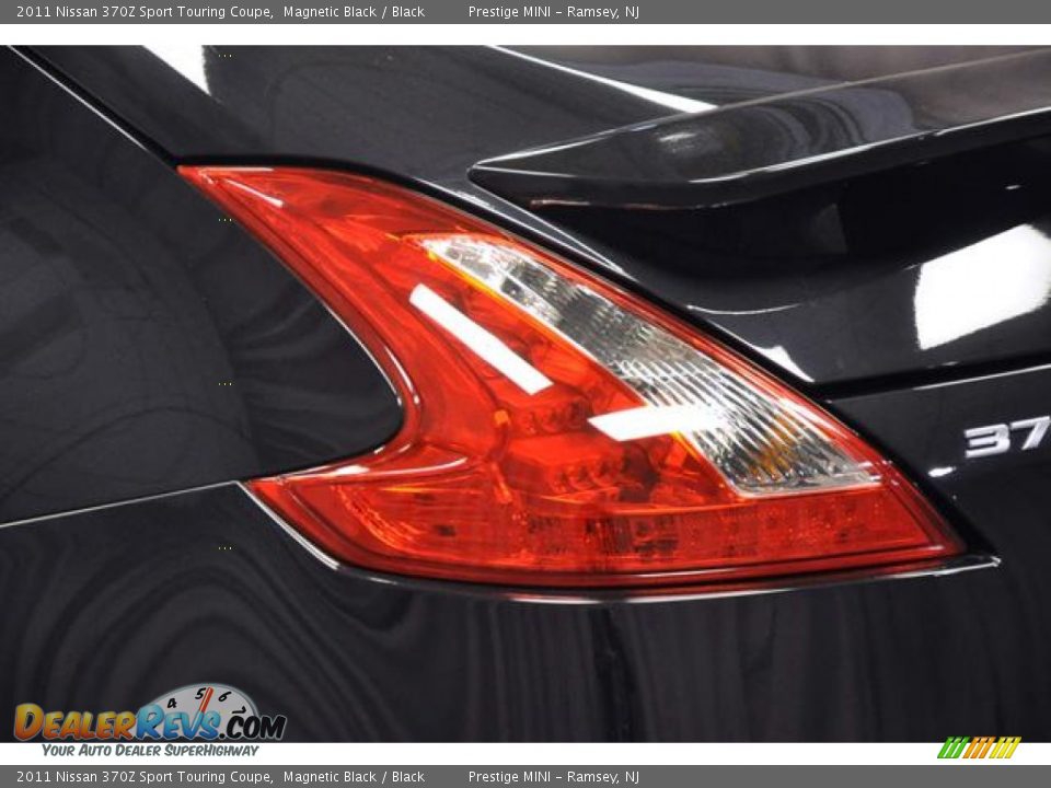 2011 Nissan 370Z Sport Touring Coupe Magnetic Black / Black Photo #19