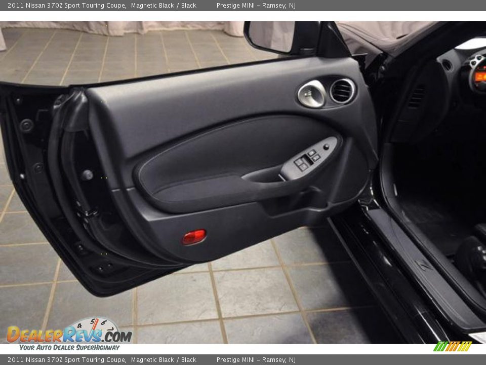 2011 Nissan 370Z Sport Touring Coupe Magnetic Black / Black Photo #21