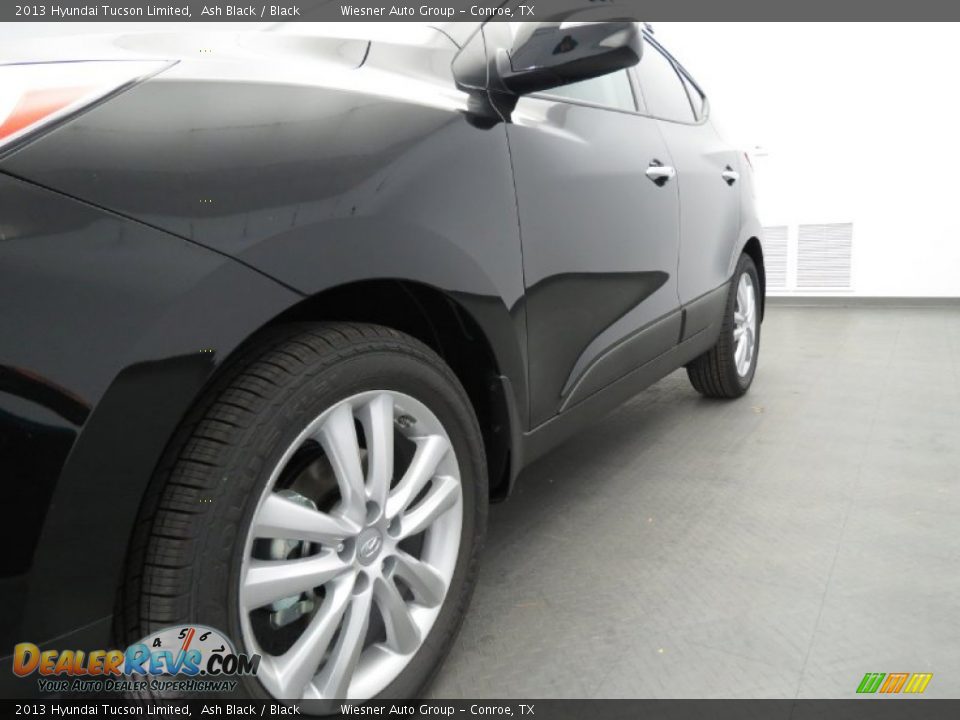 2013 Hyundai Tucson Limited Ash Black / Black Photo #5