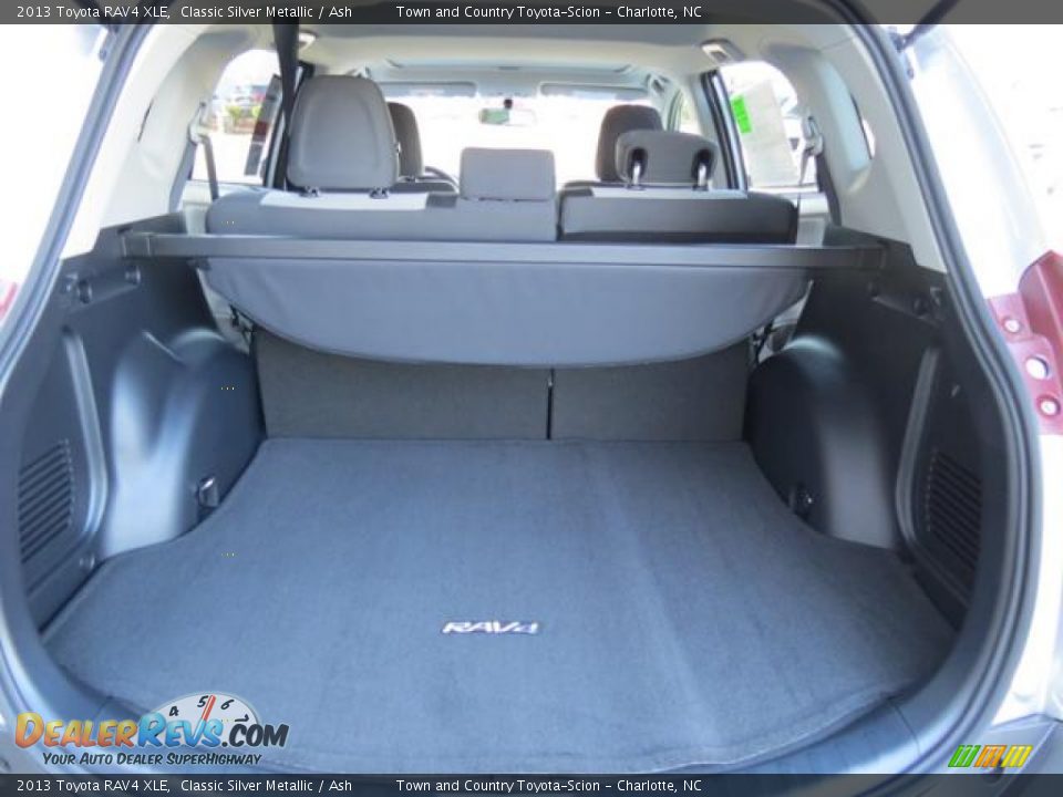 2013 Toyota RAV4 XLE Classic Silver Metallic / Ash Photo #18