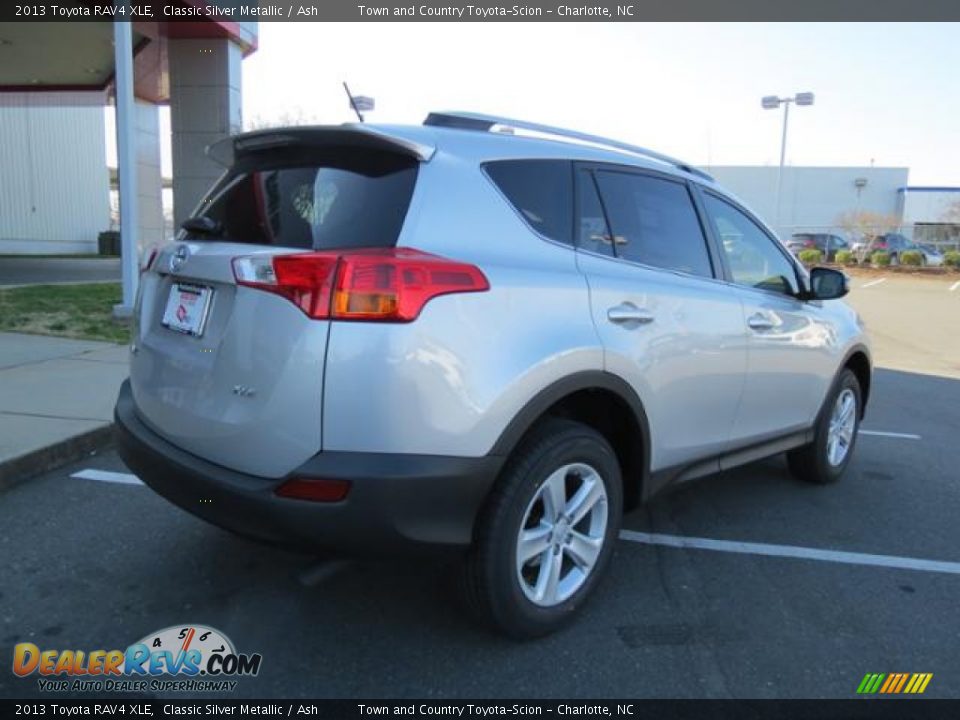 2013 Toyota RAV4 XLE Classic Silver Metallic / Ash Photo #19