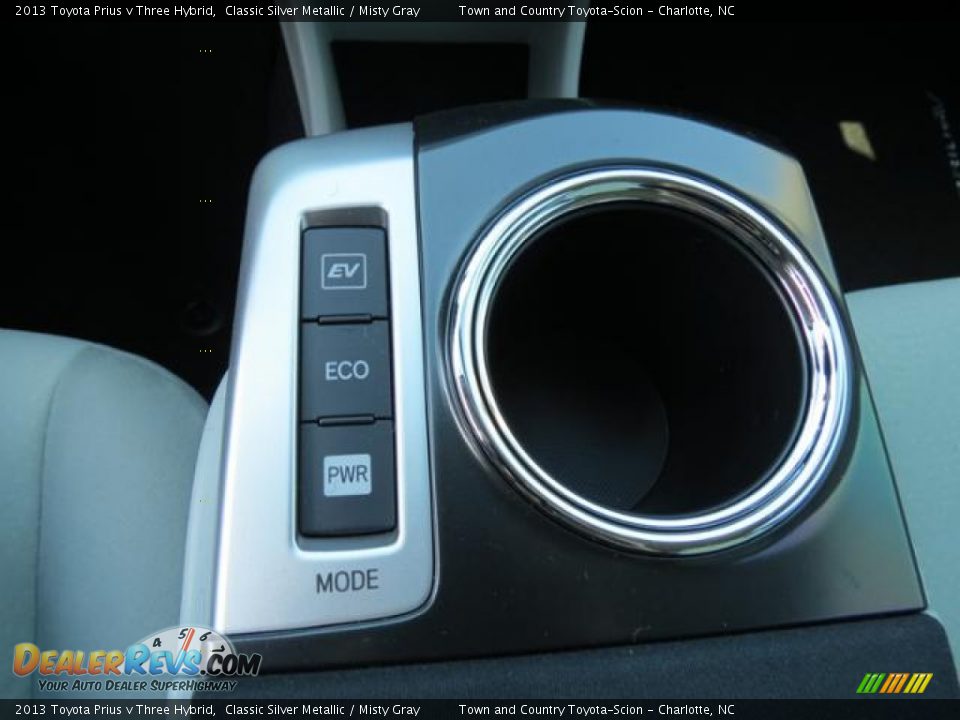 2013 Toyota Prius v Three Hybrid Classic Silver Metallic / Misty Gray Photo #14