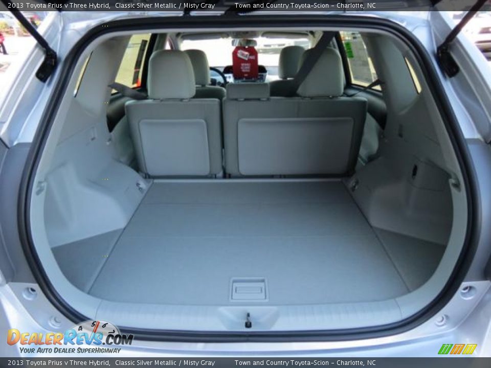 2013 Toyota Prius v Three Hybrid Classic Silver Metallic / Misty Gray Photo #18