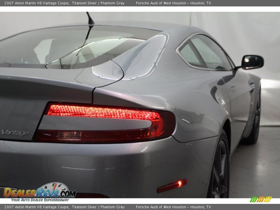 2007 Aston Martin V8 Vantage Coupe Titanium Silver / Phantom Gray Photo #5