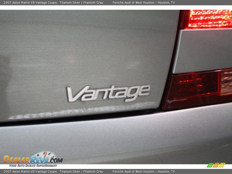 2007 Aston Martin V8 Vantage Coupe Logo Photo #7